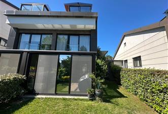 Zekeriyaköy Merkezde Site İçinde Havuzlu 5+1 Satılık Villa - 8 - 34397