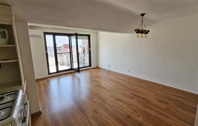 NİŞANTAŞIN'DA ÇİFT TERASLI KİRALIK 1+1 DAİRE