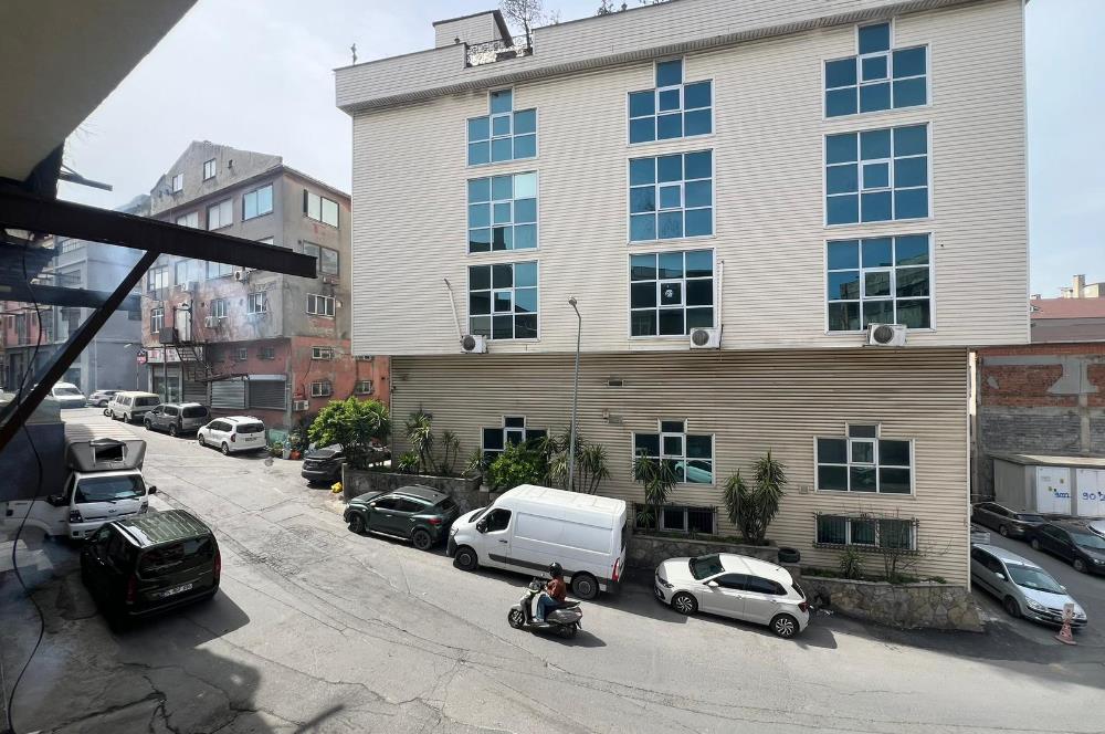 Kağıthabede Komple Satılık Bina Yüksek Kira Getirili