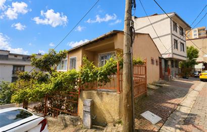 Kağıthanede 171m2 Arsada Müstakil Yaşam ve Yatırım Fırsatı 