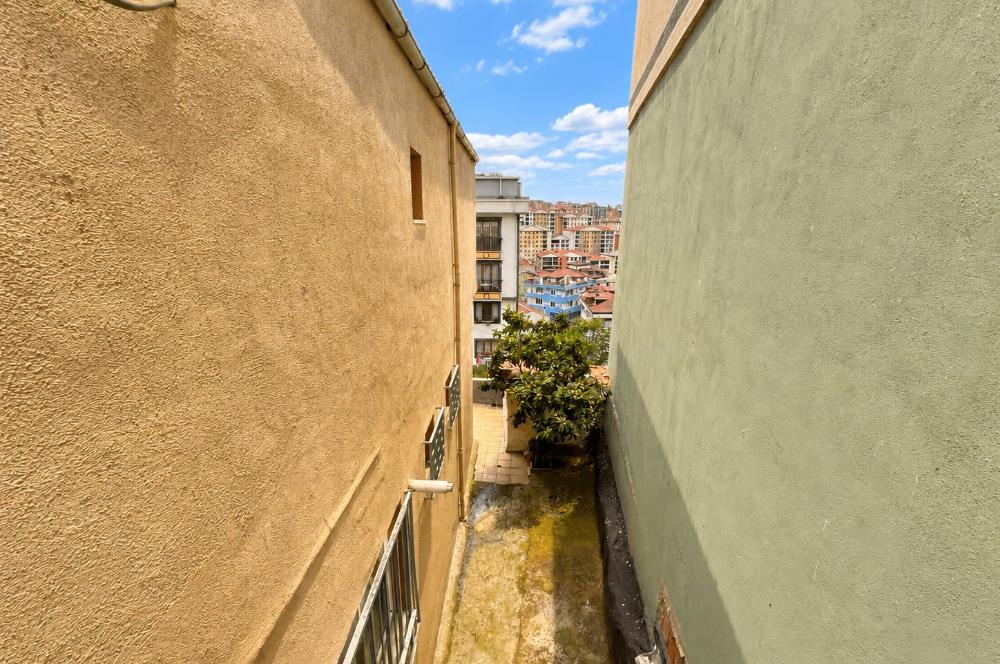 Kağıthanede 171m2 Arsada Müstakil Yaşam ve Yatırım Fırsatı 