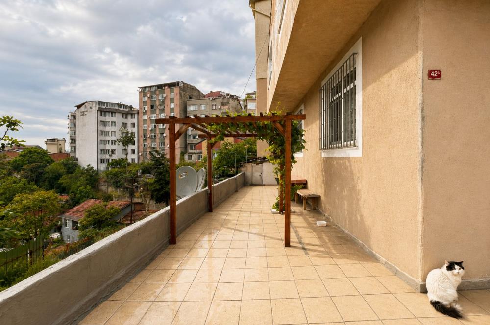 Kağıthanede 171m2 Arsada Müstakil Yaşam ve Yatırım Fırsatı 