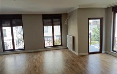 NİSPETİYEDE OTOPARKLI PRESTİJLİ KİRALIK 3+1 DAİRE
