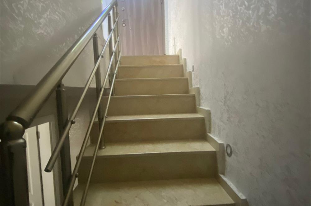 EFELERDE 3+1 AYRI MUTFAK ,TERS DUBLEKS SATILIK DAİRE