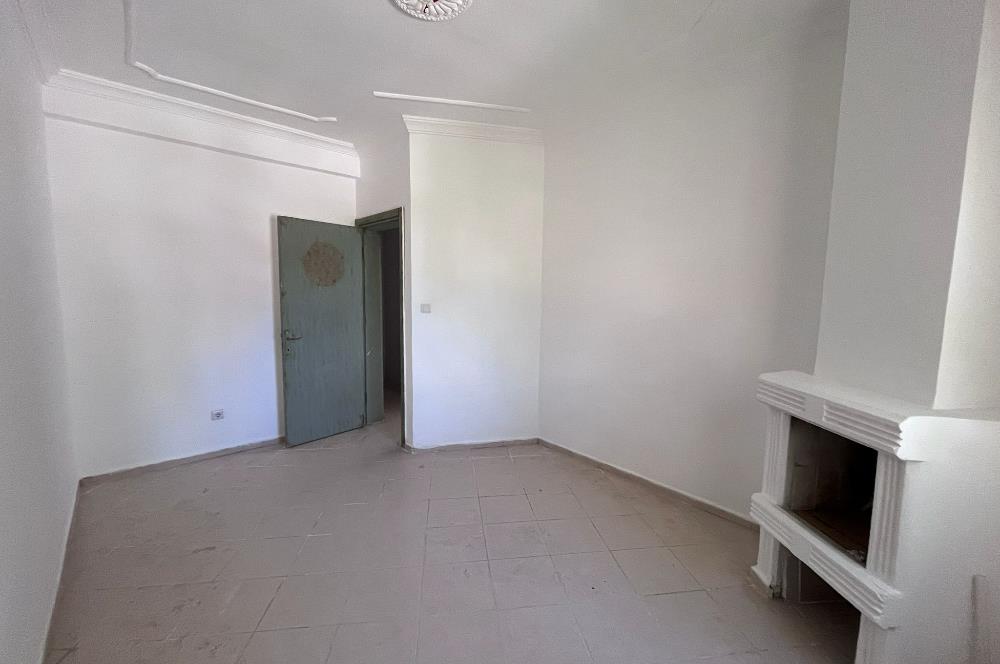 Turgutreis Yalı'da Denize Sıfır Sitede Satılık Tripleks Daire