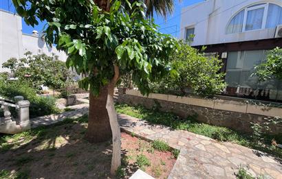 Turgutreis Yalı'da Denize Sıfır Sitede Satılık Tripleks Daire