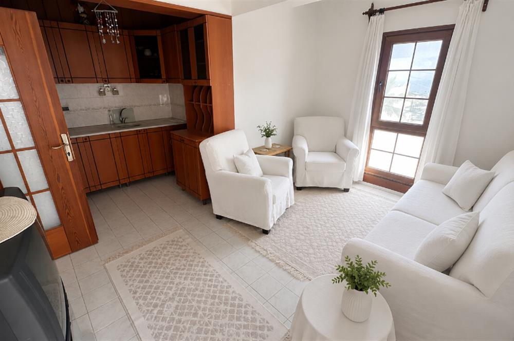 Bitez'de 1+1 Eşyalı Kiralık Daire