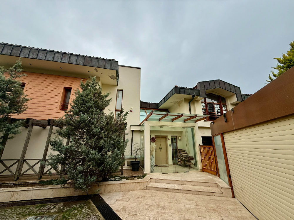Marenegro Villaları 8+2 Büyük Tip Denize Sıfır Lüks Villa