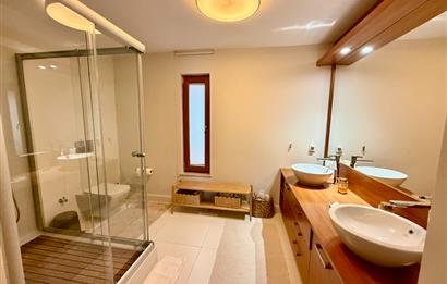 Marenegro Villaları 8+2 Büyük Tip Denize Sıfır Lüks Villa