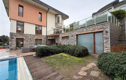 Marenegro Villaları 8+2 Büyük Tip Denize Sıfır Lüks Villa