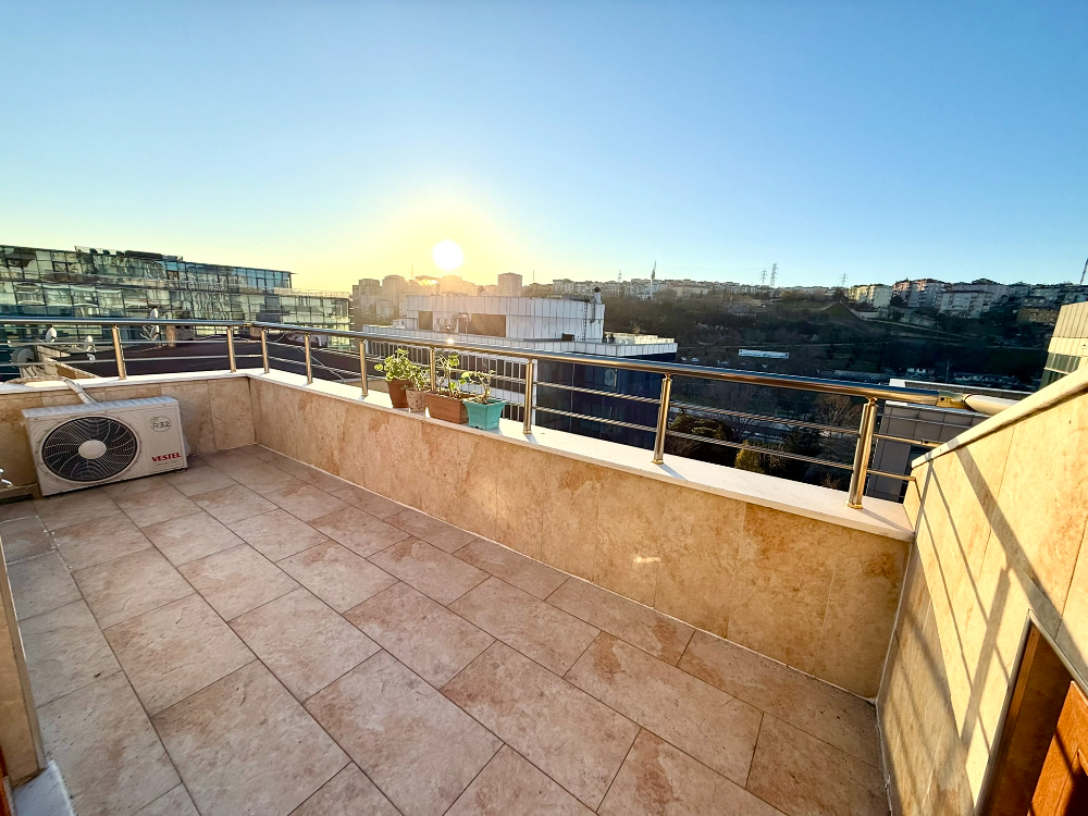 Kağıthane Satılık Daire 3+2 Ayrılmış Dubleks Teraslı