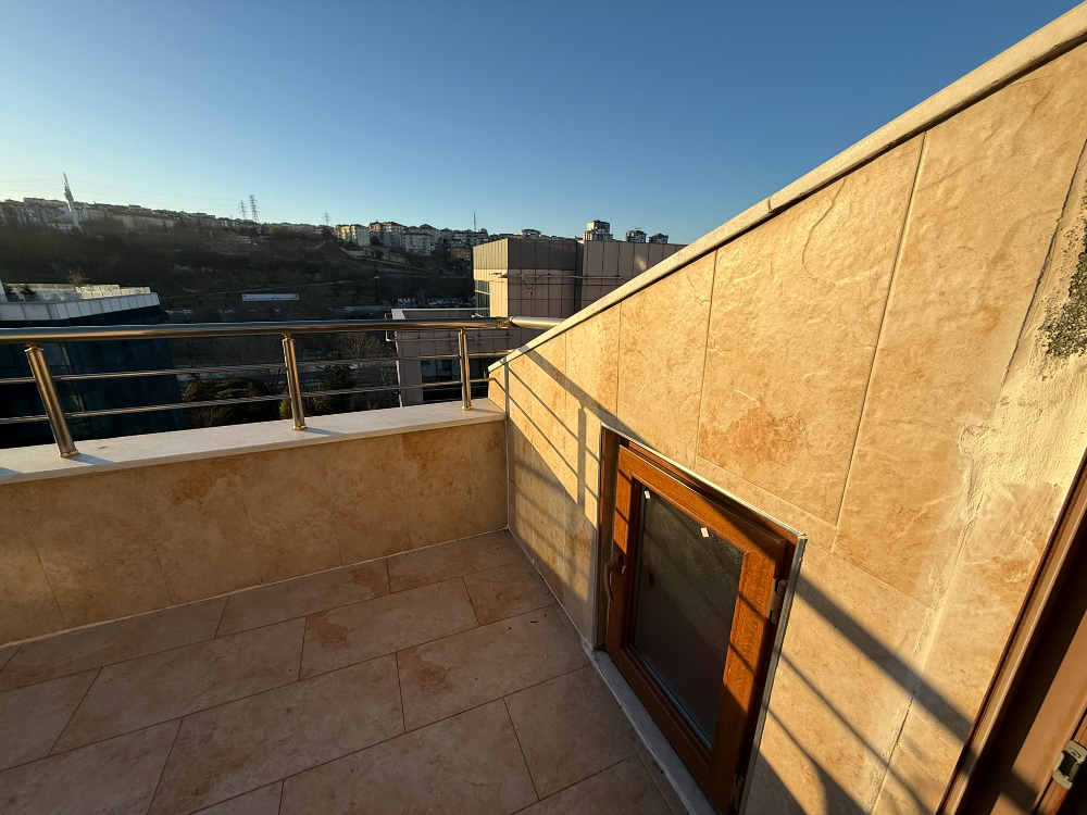 Kağıthane Satılık Daire 3+2 Ayrılmış Dubleks Teraslı