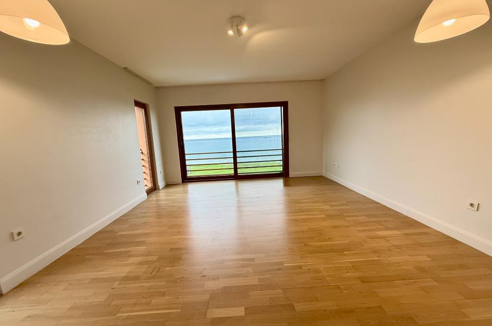 Marenegro Villaları 8+2 Büyük Tip Denize Sıfır Lüks Villa
