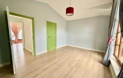 Marenegro Villaları 8+2 Büyük Tip Denize Sıfır Lüks Villa