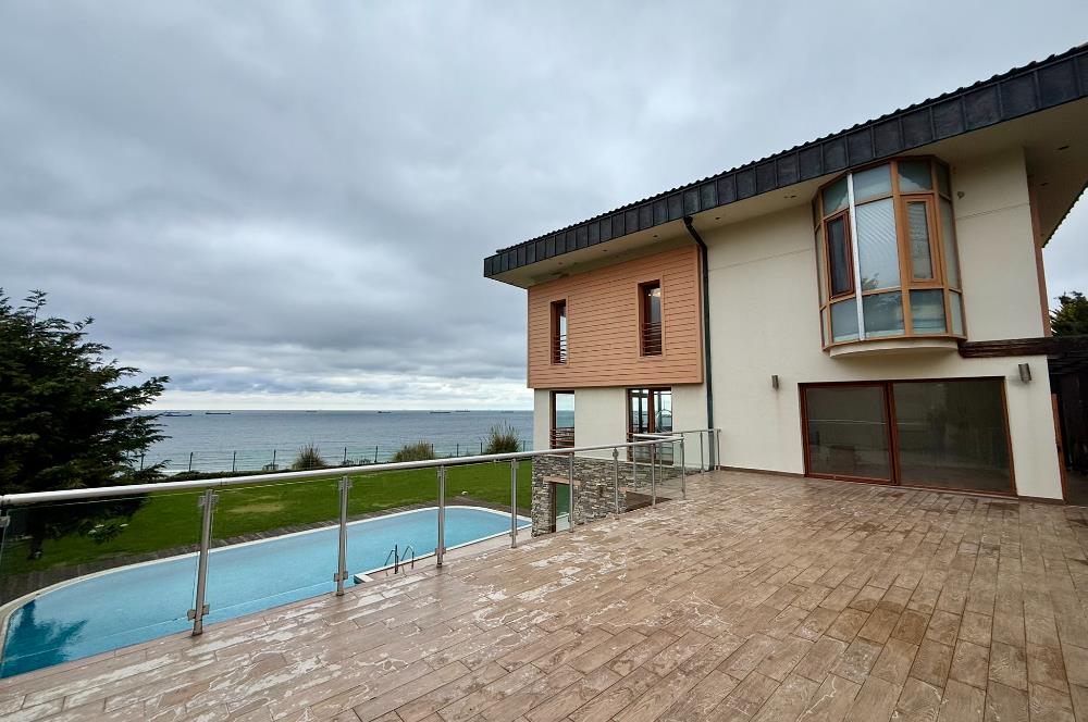 Marenegro Villaları 8+2 Büyük Tip Denize Sıfır Lüks Villa