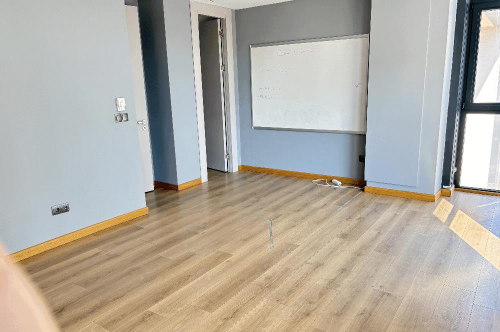 NEF 11 Kiralık Ofis 1+1 Loft