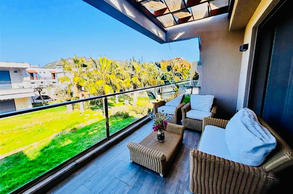 Bodrum Türkbükü Sezonluk Kiralık Daire | Plajlara Düz Ayak Yürüme Mesafesinde Lüks Site Yaşamı