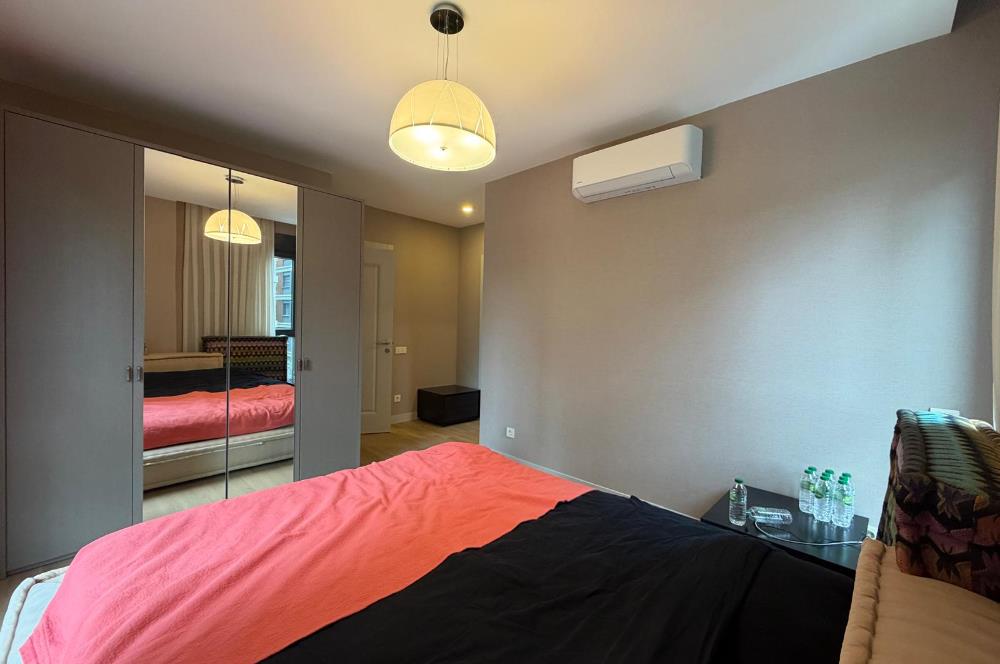 ÖMERPAŞA SOKAK'TA 3+1 120M2 NET KATTA TEK EŞYALI KİRALIK DAİRE