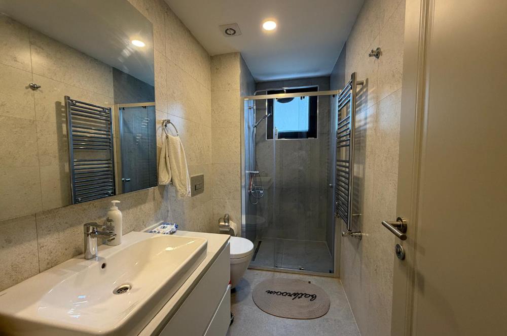 ÖMERPAŞA SOKAK'TA 3+1 120M2 NET KATTA TEK EŞYALI KİRALIK DAİRE