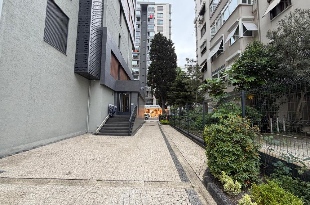 ÖMERPAŞA SOKAK'TA 3+1 120M2 NET KATTA TEK EŞYALI KİRALIK DAİRE