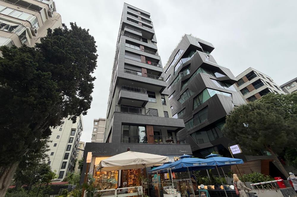 ÖMERPAŞA SOKAK'TA 3+1 120M2 NET KATTA TEK EŞYALI KİRALIK DAİRE