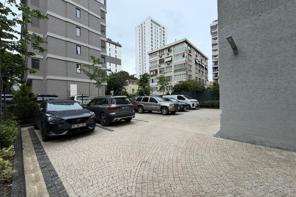ÖMERPAŞA SOKAK'TA 3+1 120M2 NET KATTA TEK EŞYALI KİRALIK DAİRE