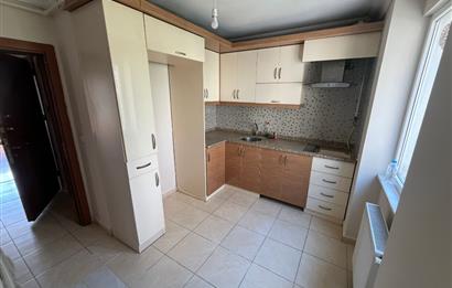 Eyüp Silahtarağa Caddesi Üzeri 2+1 Geniş Otoparklı Kiralık Daire