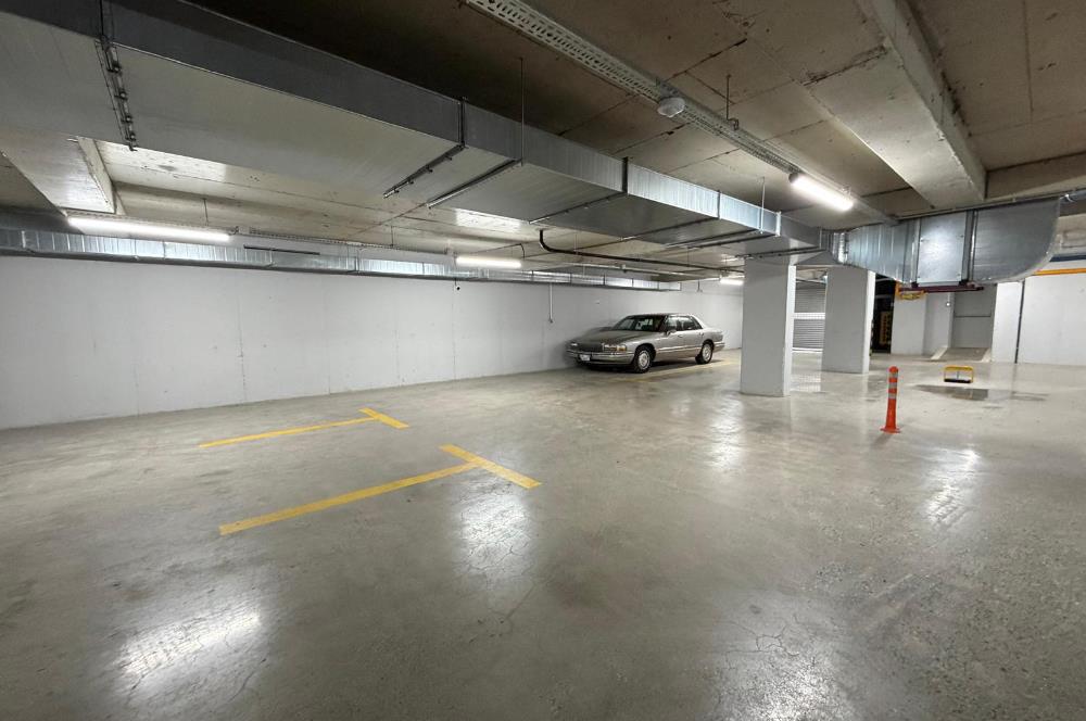 ÖMERPAŞA SOKAK'TA 3+1 120M2 NET KATTA TEK EŞYALI KİRALIK DAİRE