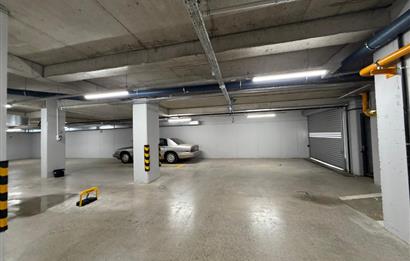 ÖMERPAŞA SOKAK'TA 3+1 120M2 NET KATTA TEK EŞYALI KİRALIK DAİRE