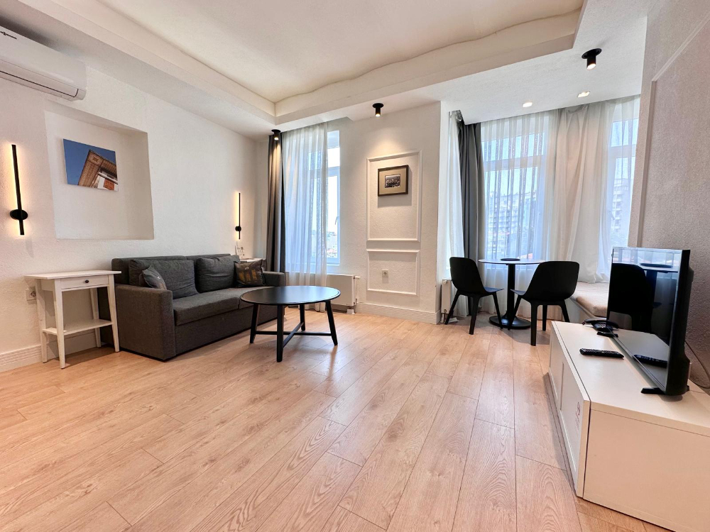 Taksim Juno Suites'te Eşyalı Faturalar dahil, 1+1 Daireler