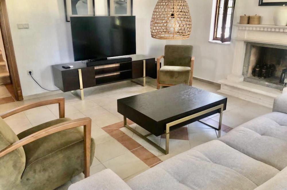 Bodrum Gündoğan Sahilinde, Plajlara Yürüme Mesafesinde Satılık Üst Dubleks | Eşsiz Lokasyon Avantajı