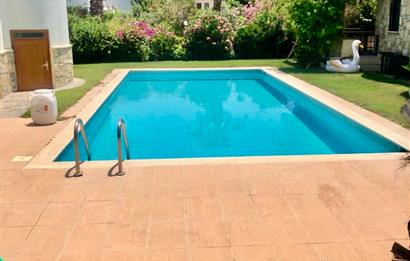 Bodrum Gündoğan Sahilinde Yaz Dönemi Kiralık Üst Dubleks