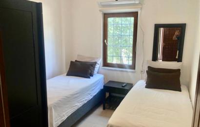 Bodrum Gündoğan Sahilinde Yaz Dönemi Kiralık Üst Dubleks