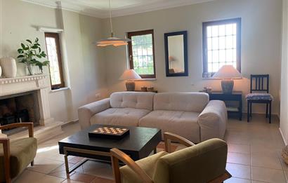 Bodrum Gündoğan Sahilinde Yaz Dönemi Kiralık Üst Dubleks