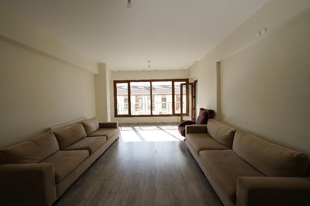 C21 Cius; Hastane Toki'de 3+1 Ara Kat Ekstralı Kiracılı Daire
