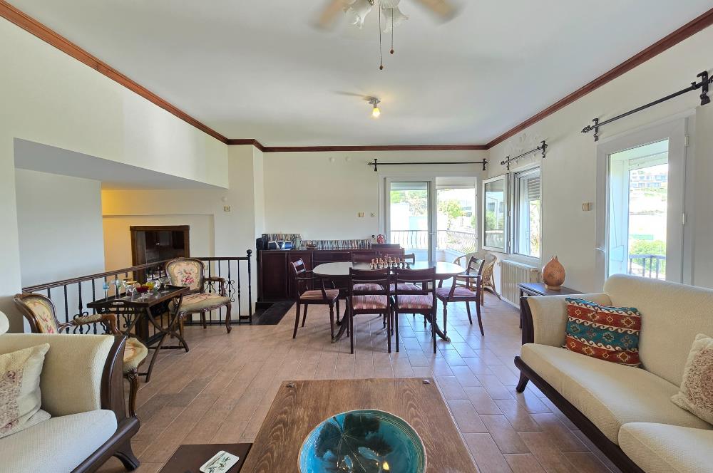 Bodrum-Bitez'de site içerisinde müstakil  bahçeli 4+1  Villa