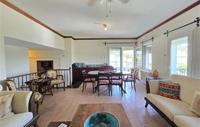 Bodrum-Bitez'de site içerisinde müstakil  bahçeli 4+1  Villa