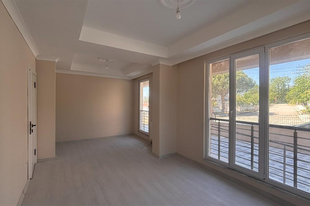 Velimeşe Gölet Bölgesinde Satılık 2+1 Sıfır Daire
