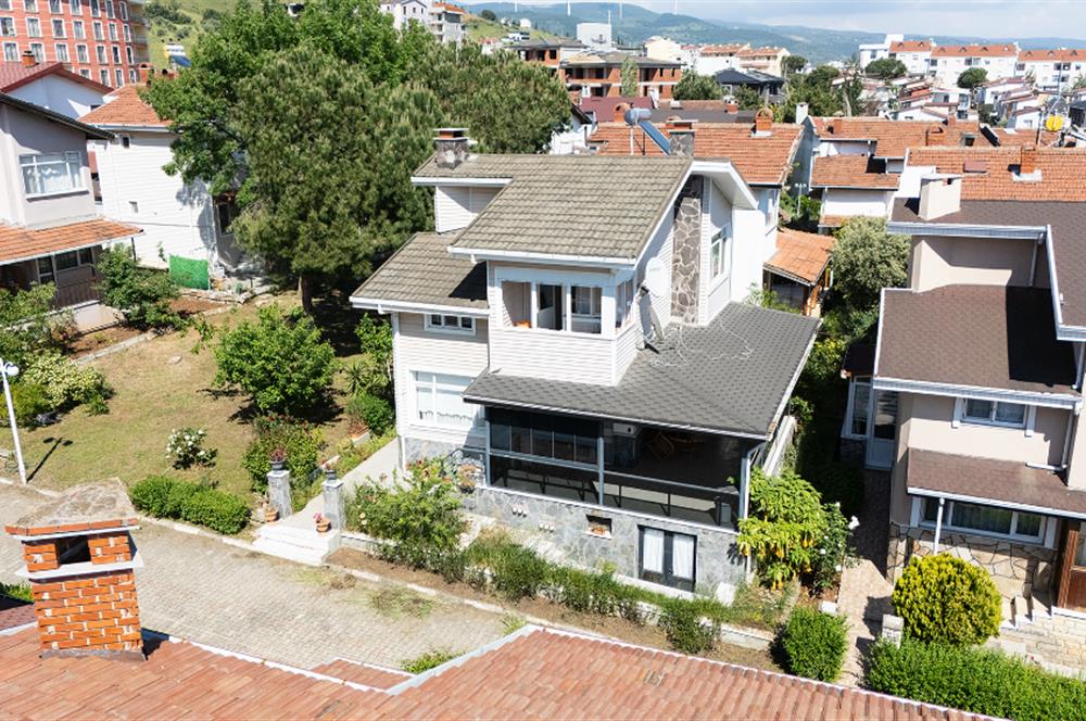 C21 CİUS; YALOVA ARMUTLU HAVACILAR SİTESİNDE UTES'İN VİLLASI