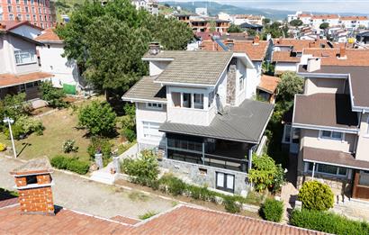 C21 CİUS; YALOVA ARMUTLU HAVACILAR SİTESİNDE UTES'İN VİLLASI