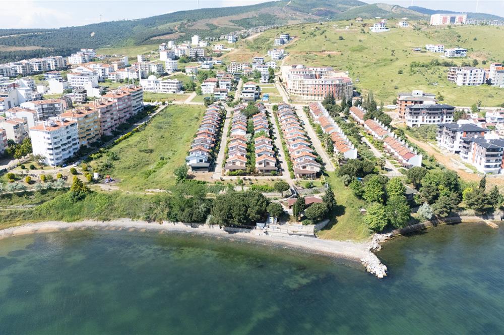 C21 CİUS; YALOVA ARMUTLU HAVACILAR SİTESİNDE UTES'İN VİLLASI