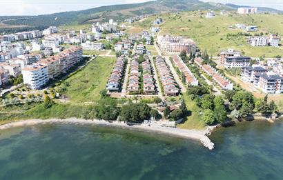 C21 CİUS; YALOVA ARMUTLU HAVACILAR SİTESİNDE UTES'İN VİLLASI