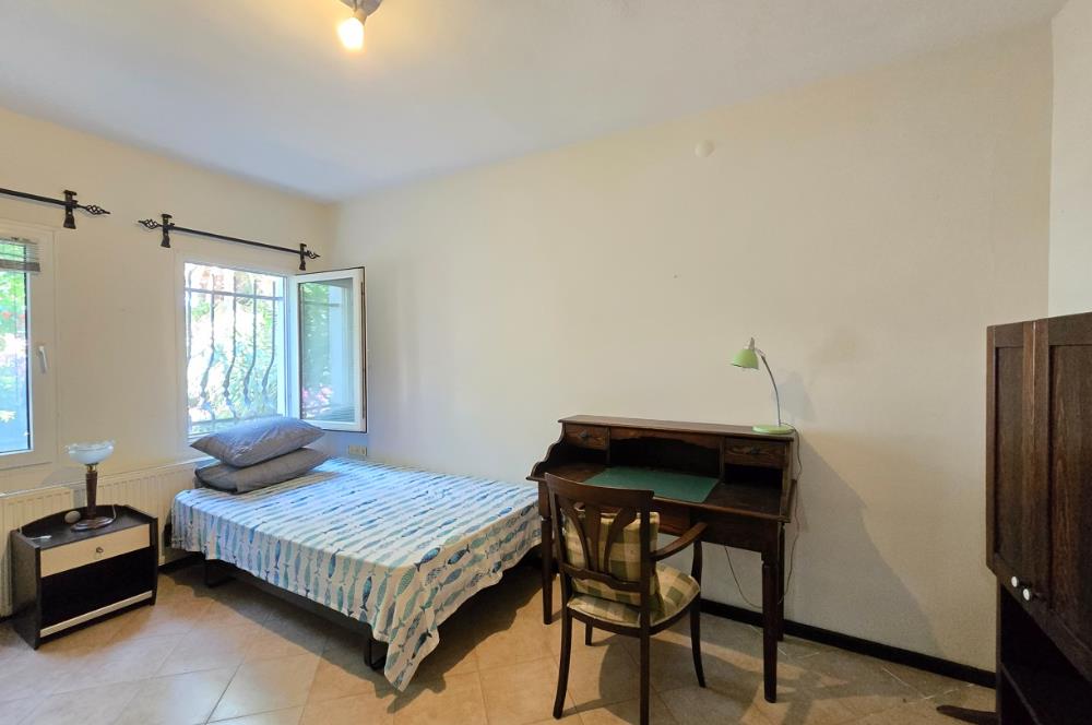 Bodrum-Bitez'de site içerisinde müstakil  bahçeli 4+1  Villa