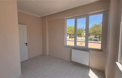 Velimeşe Gölet Bölgesinde Satılık 2+1 Sıfır Daire