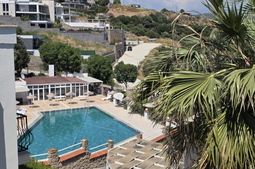 Bodrum-Bitez'de site içerisinde müstakil  bahçeli 4+1  Villa