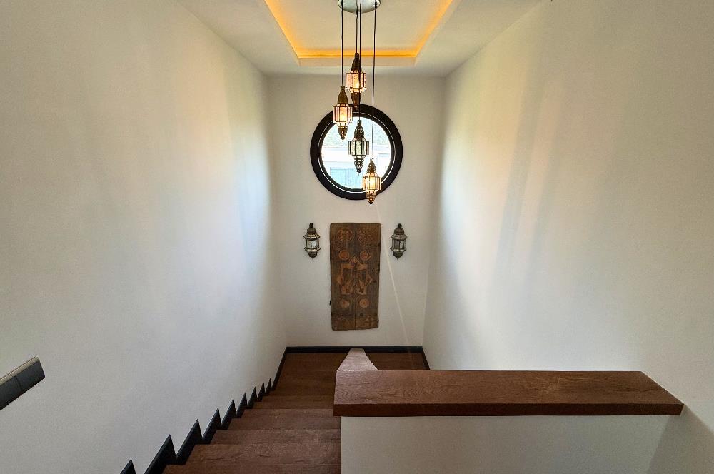 Bodrum Torba Taş Konaklar Sitesinde Ormana Cepheli Müstakil Havuzlu İzole Lüks Villa