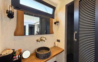Bodrum Torba Taş Konaklar Sitesinde Ormana Cepheli Müstakil Havuzlu İzole Lüks Villa