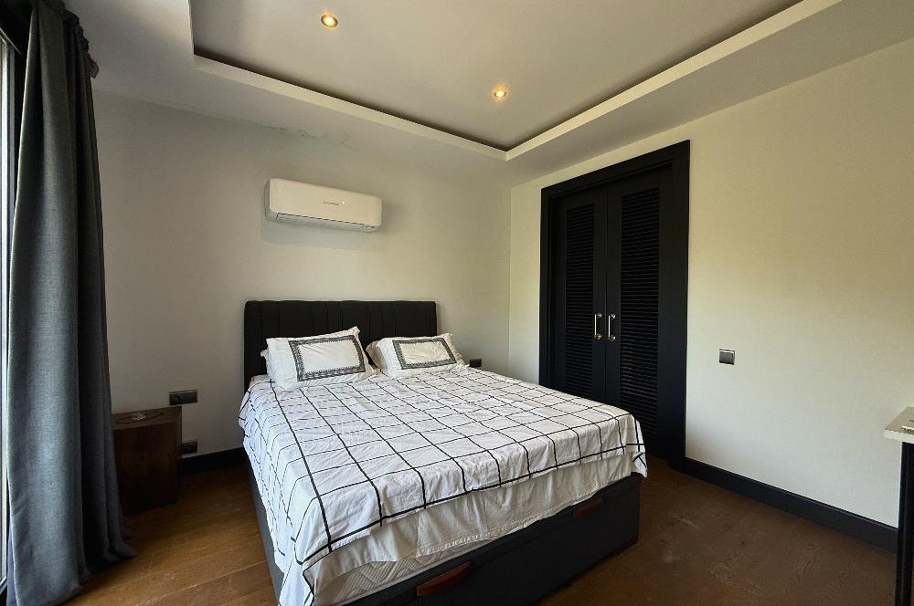 Bodrum Torba Taş Konaklar Sitesinde Ormana Cepheli Müstakil Havuzlu İzole Lüks Villa