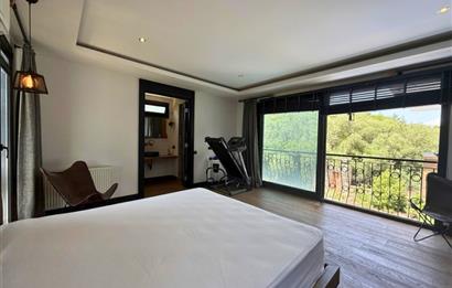 Bodrum Torba Taş Konaklar Sitesinde Ormana Cepheli Müstakil Havuzlu İzole Lüks Villa