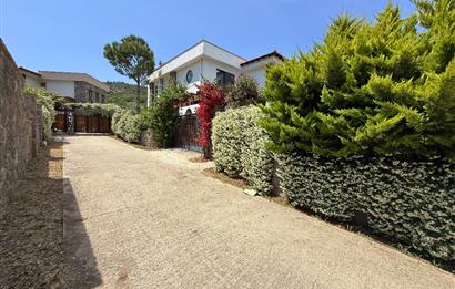 Bodrum Torba Taş Konaklar Sitesinde Ormana Cepheli Müstakil Havuzlu İzole Lüks Villa